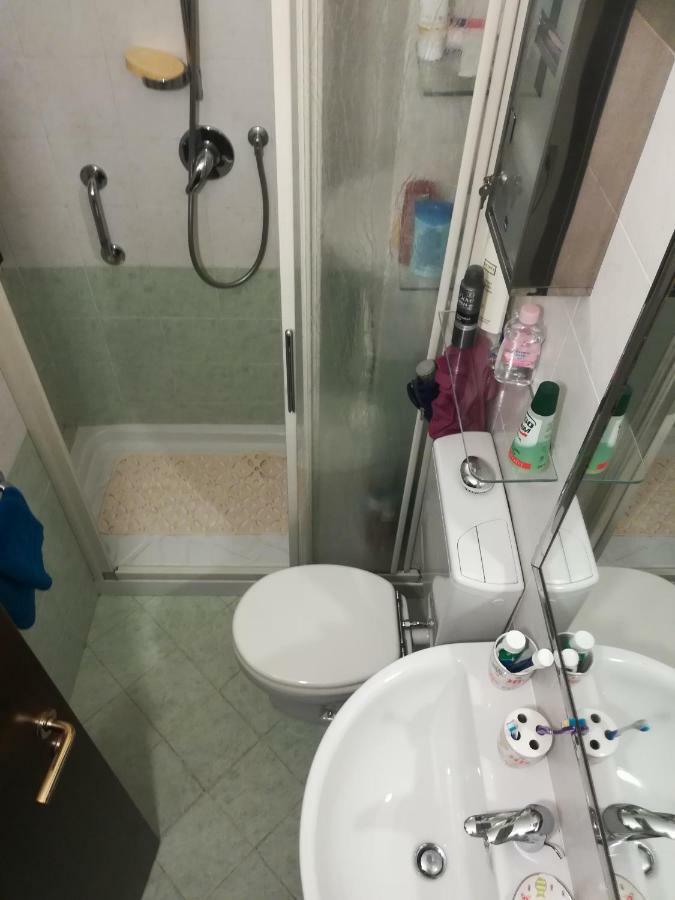 Dietro L'Angolo Sondrio Villa Ngoại thất bức ảnh
